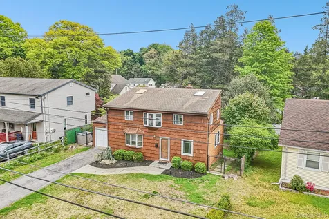 18 Miller Terrace White Plains NY 10607