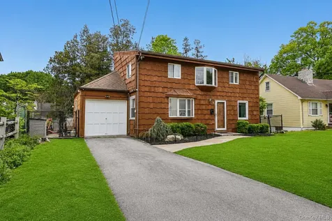 18 Miller Terrace White Plains NY 10607