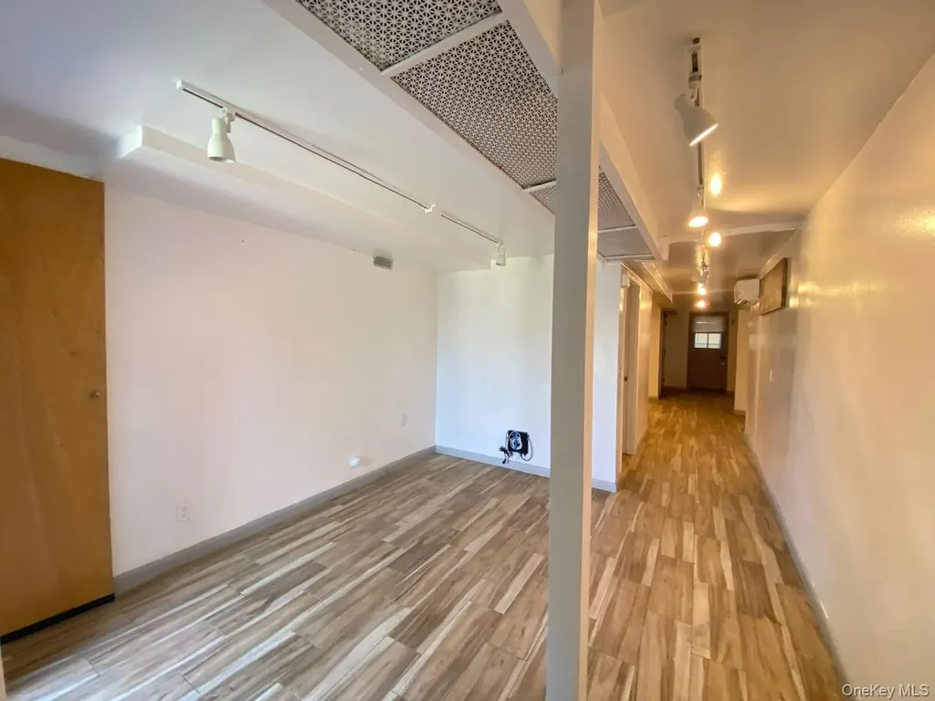 17154 46th Avenue Flushing NY 11358
