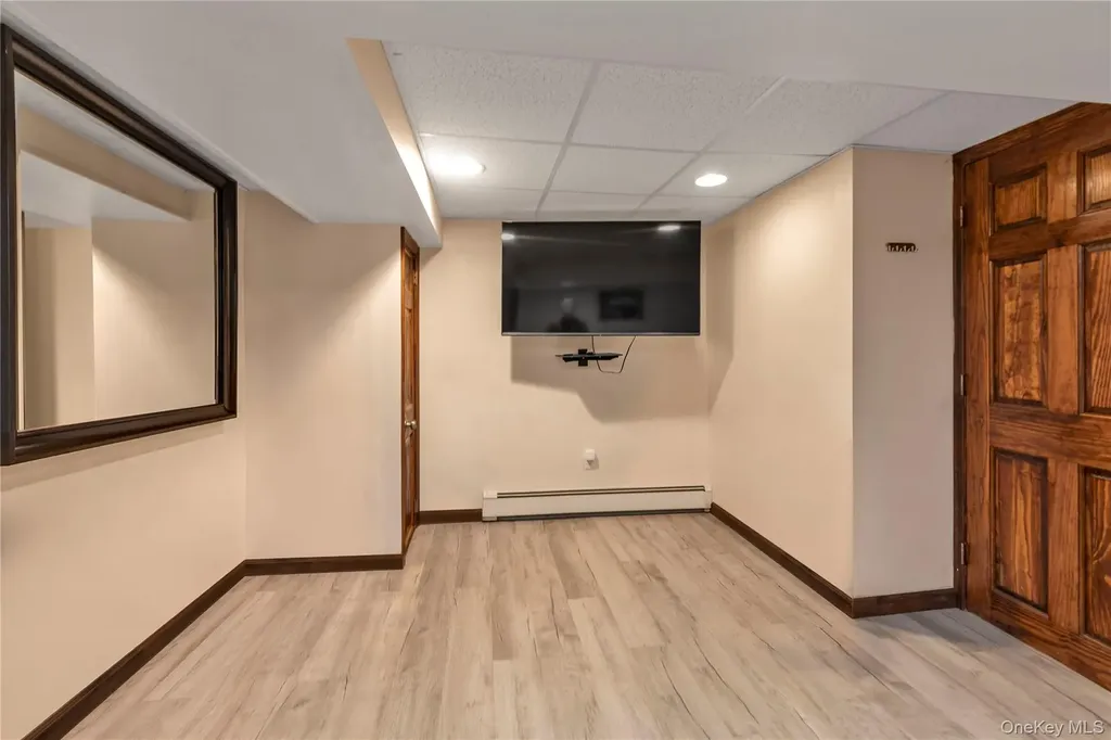 168-54 118th Road Jamaica NY 11434