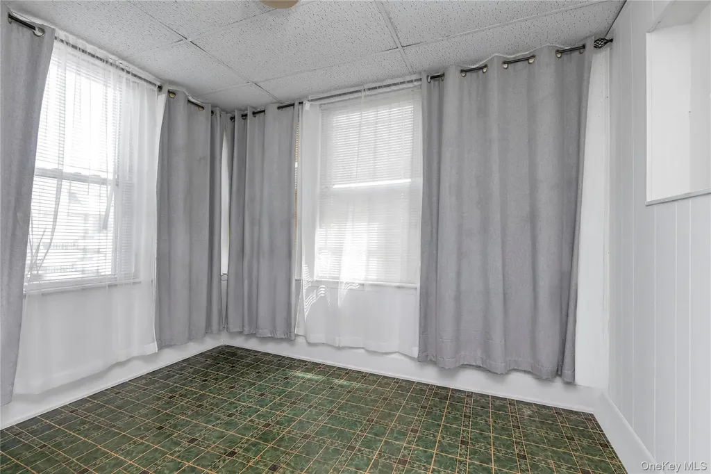 168-54 118th Road Jamaica NY 11434