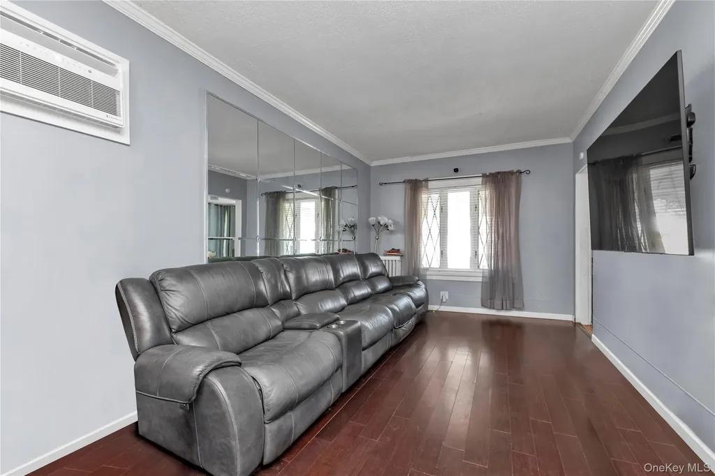 168-54 118th Road Jamaica NY 11434