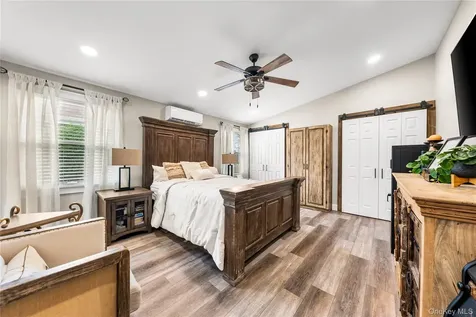 16 Dogwood Lane Manorville NY 11949
