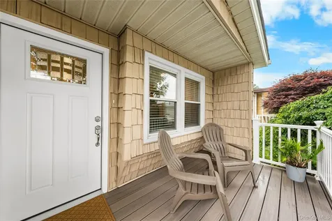 16 Dogwood Lane Manorville NY 11949