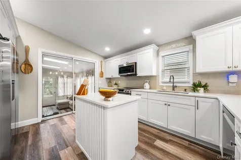 16 Dogwood Lane Manorville NY 11949