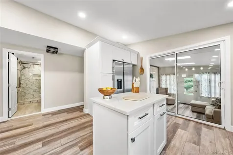 16 Dogwood Lane Manorville NY 11949