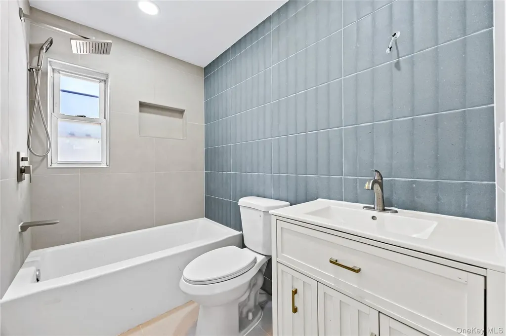 1588 Woodstock Street Elmont NY 11003