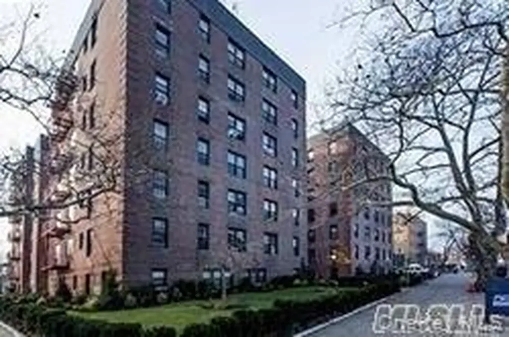 631 Beach 9th Street Far Rockaway NY 11691