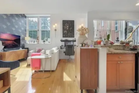 2409 Villa At The Woods Peekskill NY 10566
