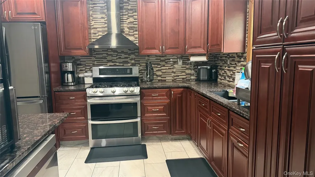 17 Degarmo Road Poughkeepsie NY 12603
