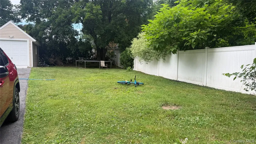 17 Degarmo Road Poughkeepsie NY 12603
