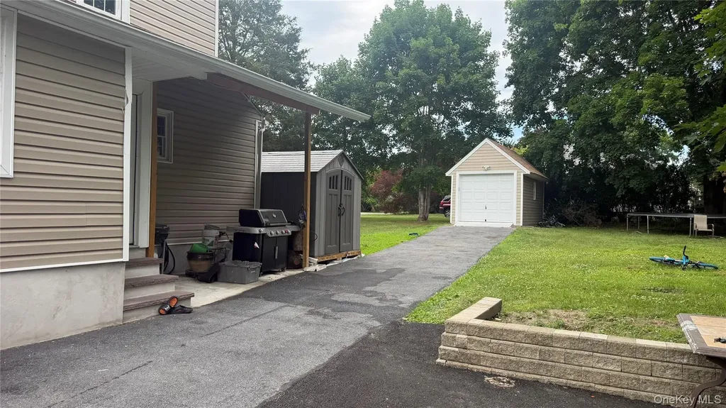 17 Degarmo Road Poughkeepsie NY 12603