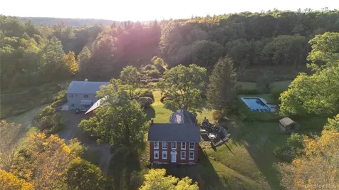 79 Cemetery Road Chatham NY 12029