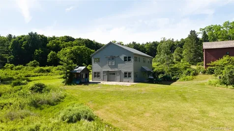79 Cemetery Road Chatham NY 12029