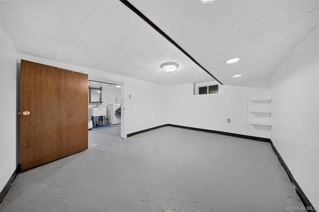 43-23 167th Street Flushing NY 11358