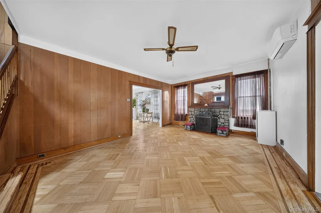 43-23 167th Street Flushing NY 11358