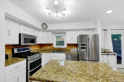 159 Locust Avenue Cortlandt Manor NY 10567