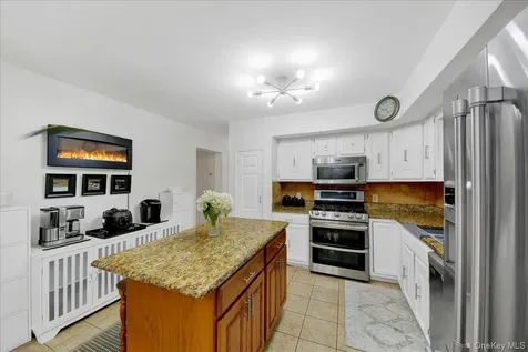 159 Locust Avenue Cortlandt Manor NY 10567