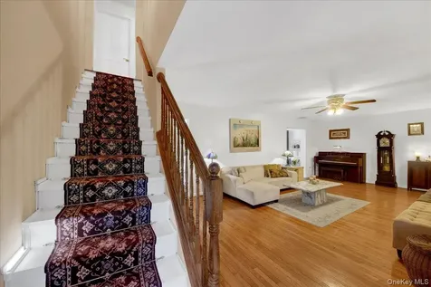 159 Locust Avenue Cortlandt Manor NY 10567