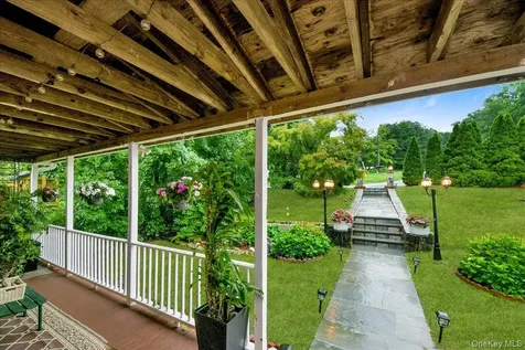 159 Locust Avenue Cortlandt Manor NY 10567