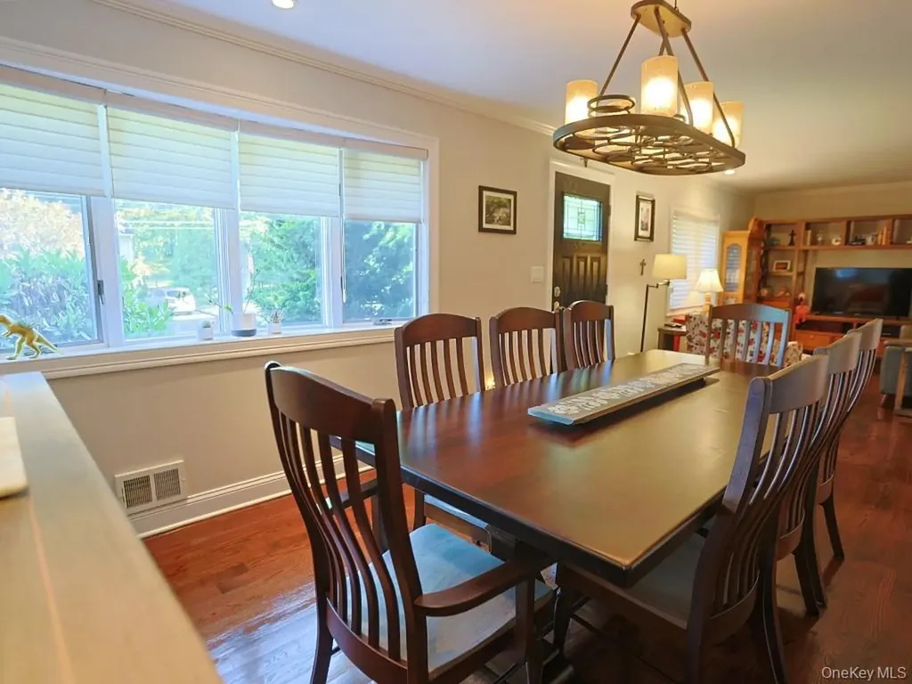 68 Van Buren Street Pearl River NY 10965