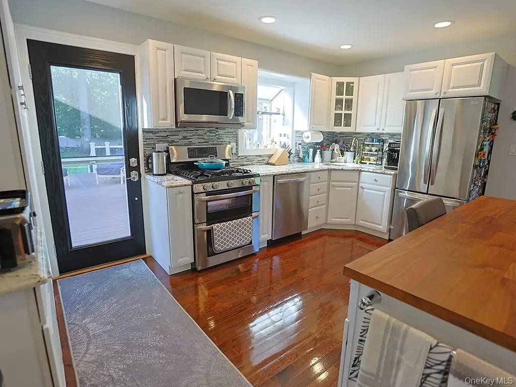 68 Van Buren Street Pearl River NY 10965