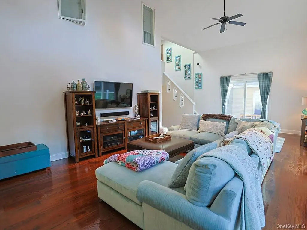 68 Van Buren Street Pearl River NY 10965