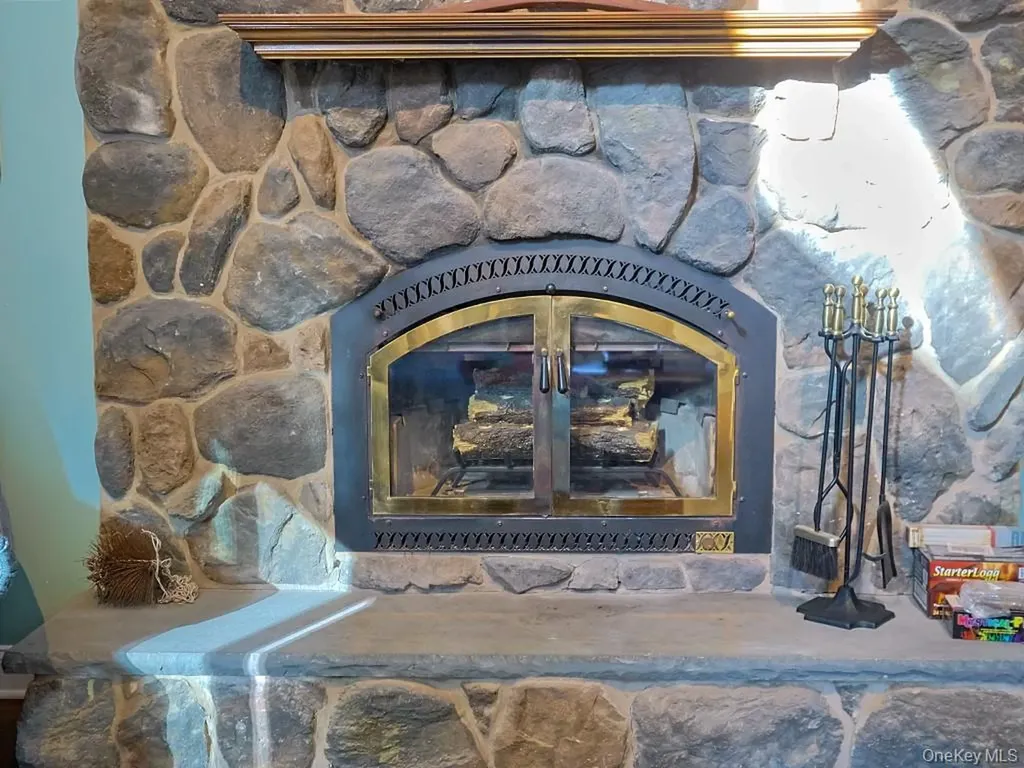 68 Van Buren Street Pearl River NY 10965