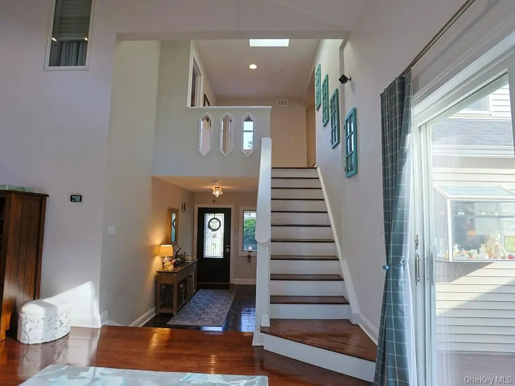 68 Van Buren Street Pearl River NY 10965