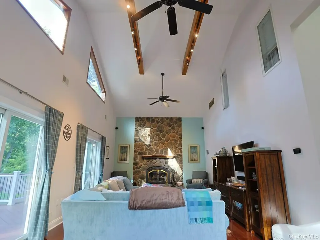 68 Van Buren Street Pearl River NY 10965