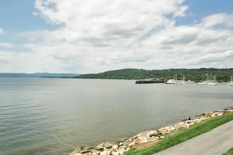 517 Half Moon Bay Drive Croton-on-hudson NY 10520