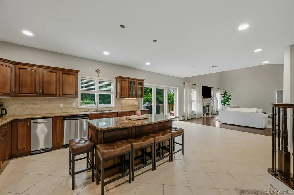 51 Meriwether Trail Congers NY 10920