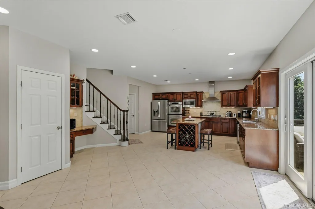 51 Meriwether Trail Congers NY 10920