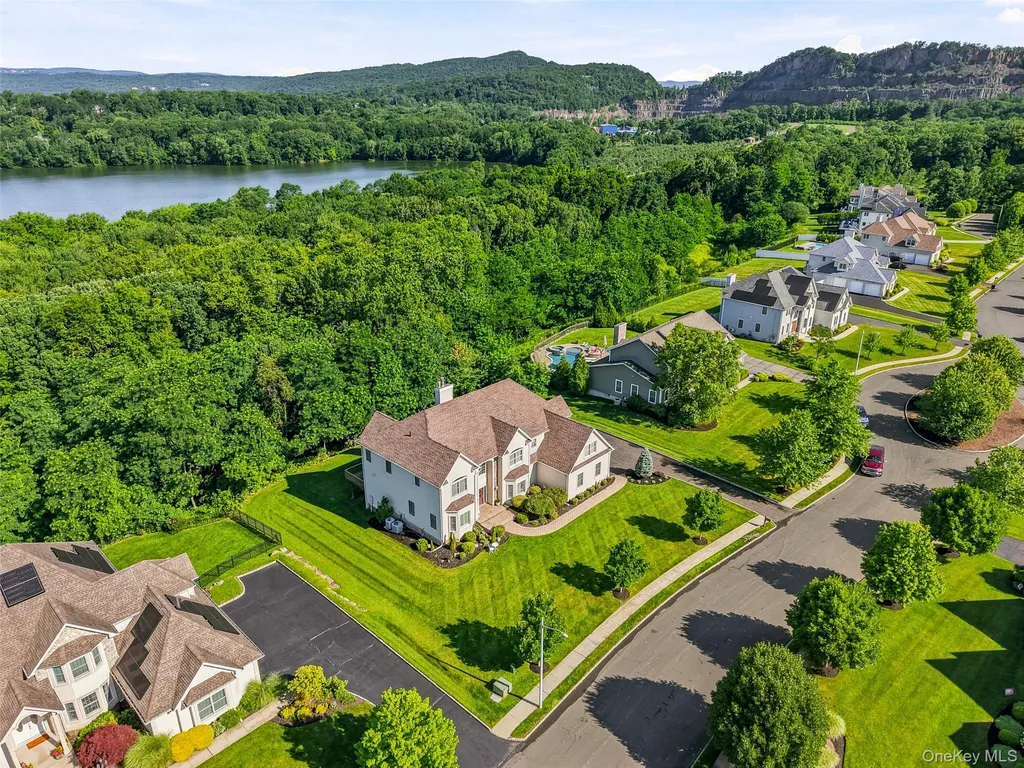 51 Meriwether Trail Congers NY 10920