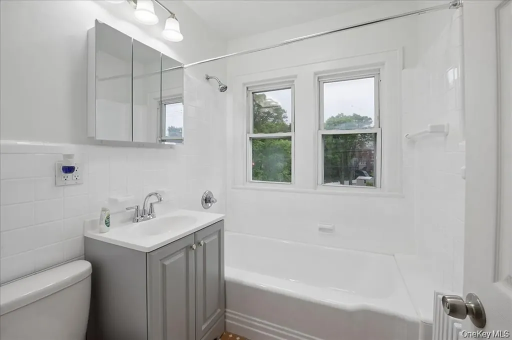 419 Palmer Road Tuckahoe NY 10701
