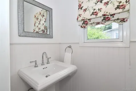74 Oregon Road Cortlandt Manor NY 10567