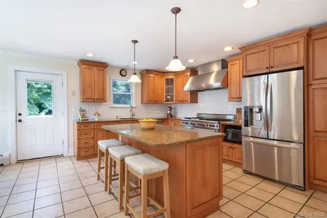 74 Oregon Road Cortlandt Manor NY 10567