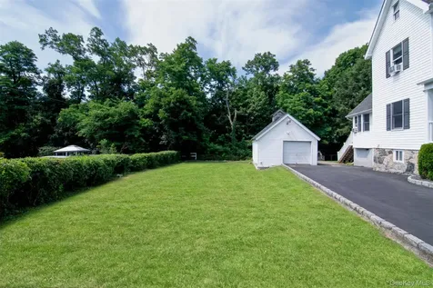 74 Oregon Road Cortlandt Manor NY 10567