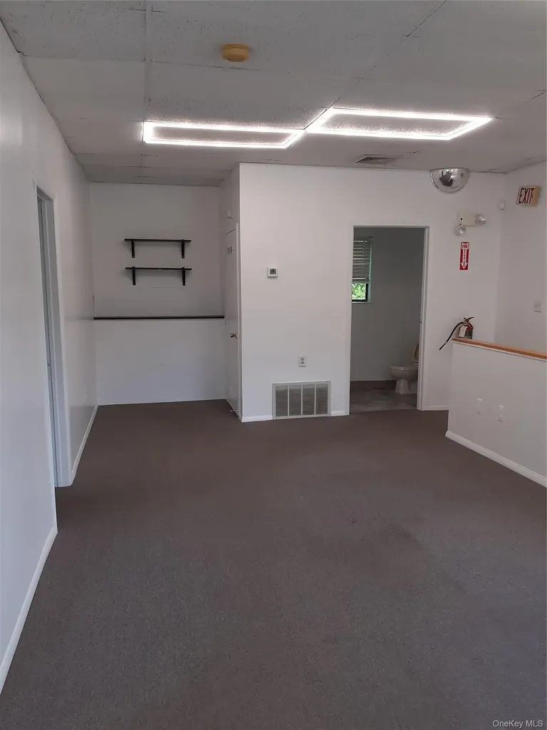 11 West Avenue Chester NY 10918
