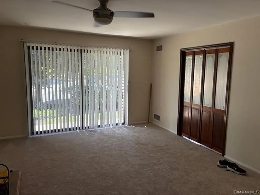 301 Town Hill Road Nanuet NY 10954