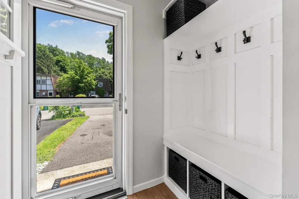 10 Roundtree Court Beacon NY 12508