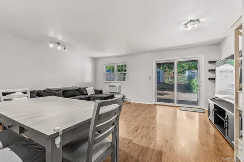 10 Roundtree Court Beacon NY 12508