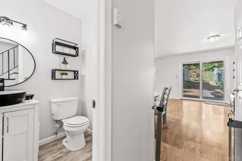 10 Roundtree Court Beacon NY 12508