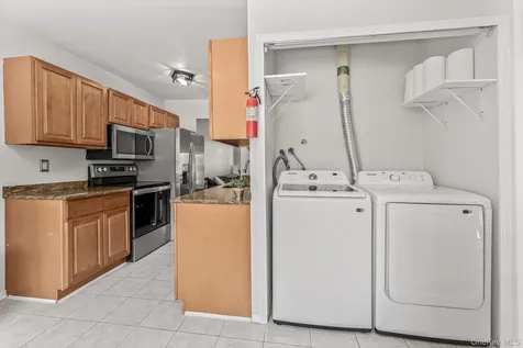 10 Roundtree Court Beacon NY 12508