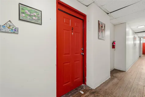 30-32 E Main Street Middletown NY 10940