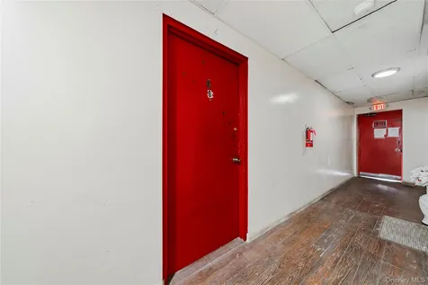 30-32 E Main Street Middletown NY 10940