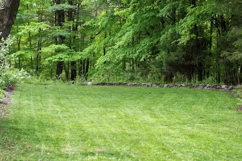 17 Skytop Ridge Rhinebeck NY 12572