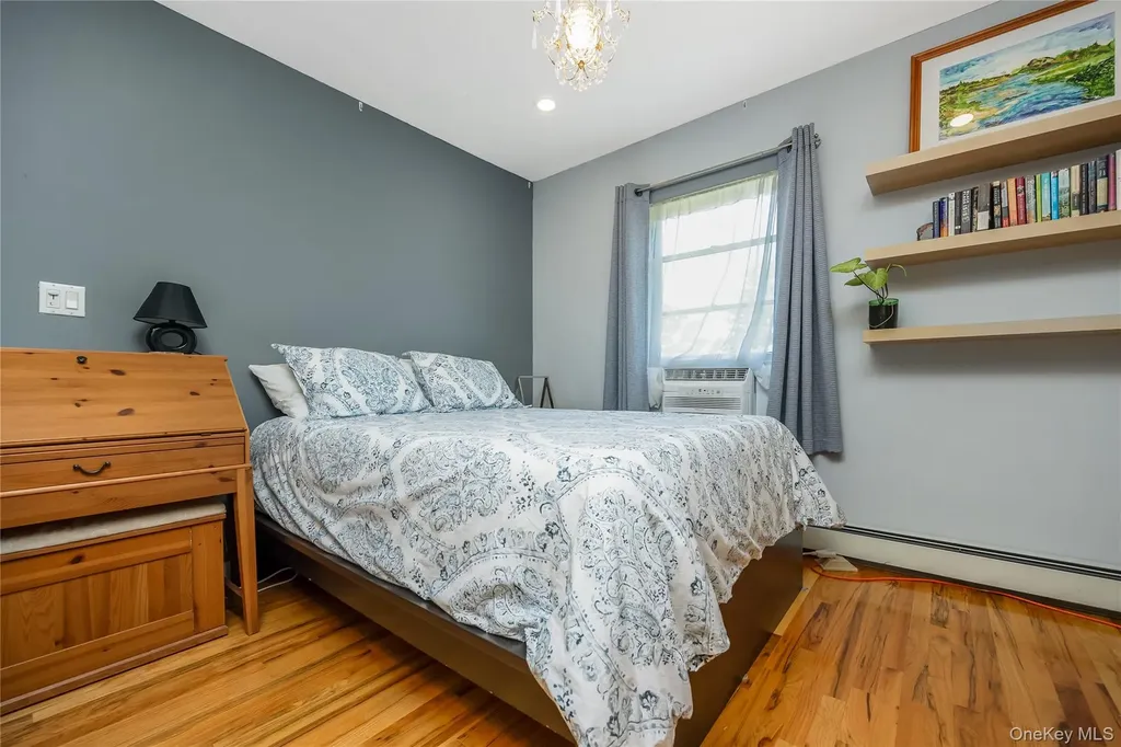 530 Elm Street West Hempstead NY 11552