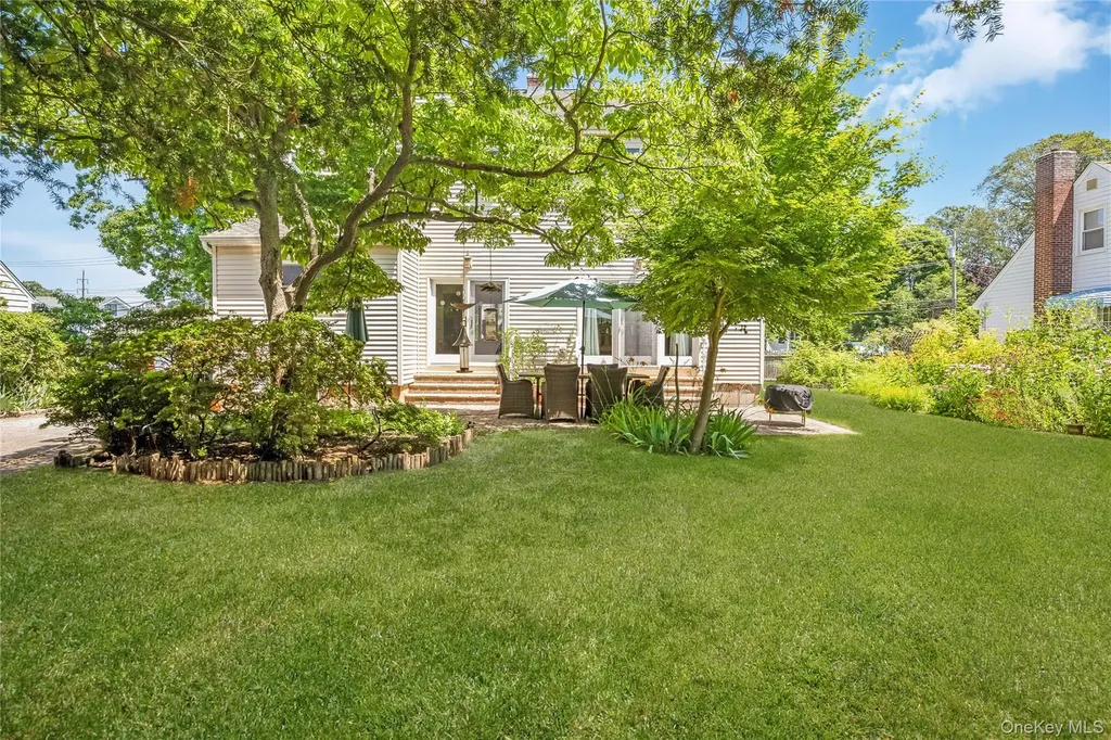 530 Elm Street West Hempstead NY 11552