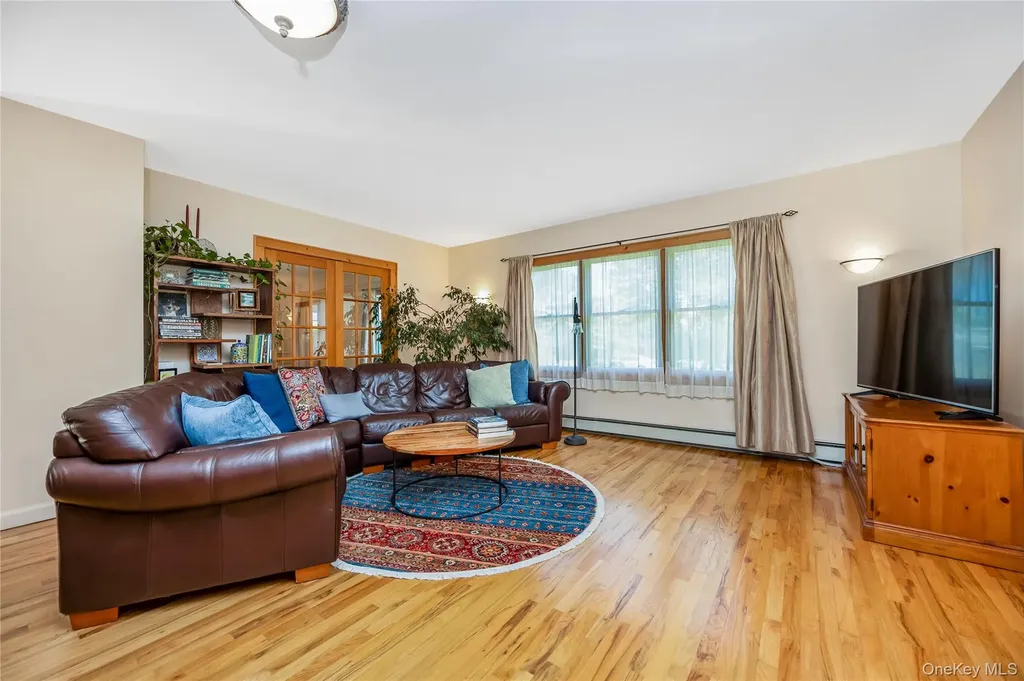 530 Elm Street West Hempstead NY 11552